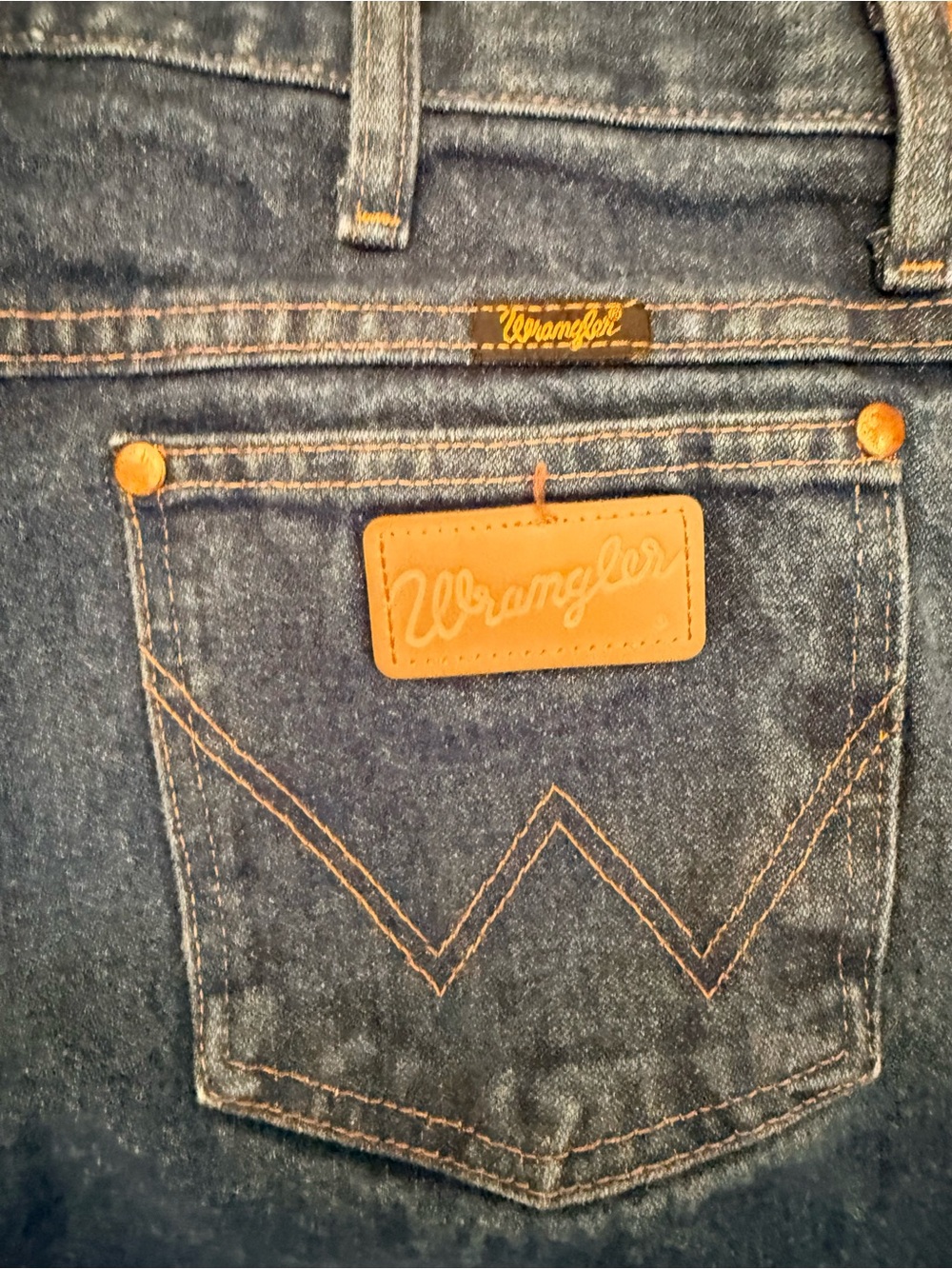 Wrangler Dark Blue Denim Pocket with Tan Patch. Size 30x30